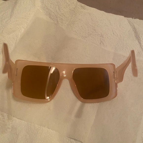 Stylish Pink Sunglasses - Picture 2 of 2